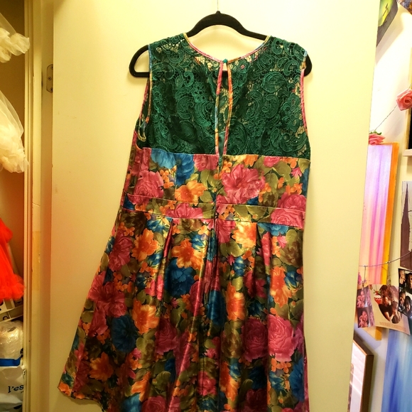 BEAUTIFUL FLORAL SUMMER DRESS PLUS SIZE 4XL TATYANA - Picture 2 of 4